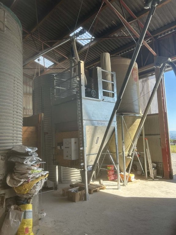 Fabrique d'aliments à la ferme